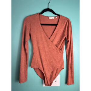Women's Wilfred Free Rust Wrap Long Sleeve Bodysuit S Hari Aritzia
